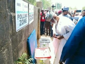 PHOTOS: Gen. Abdulsalami Abubakar Votes At The Uphill Polling Unit In Minna.
