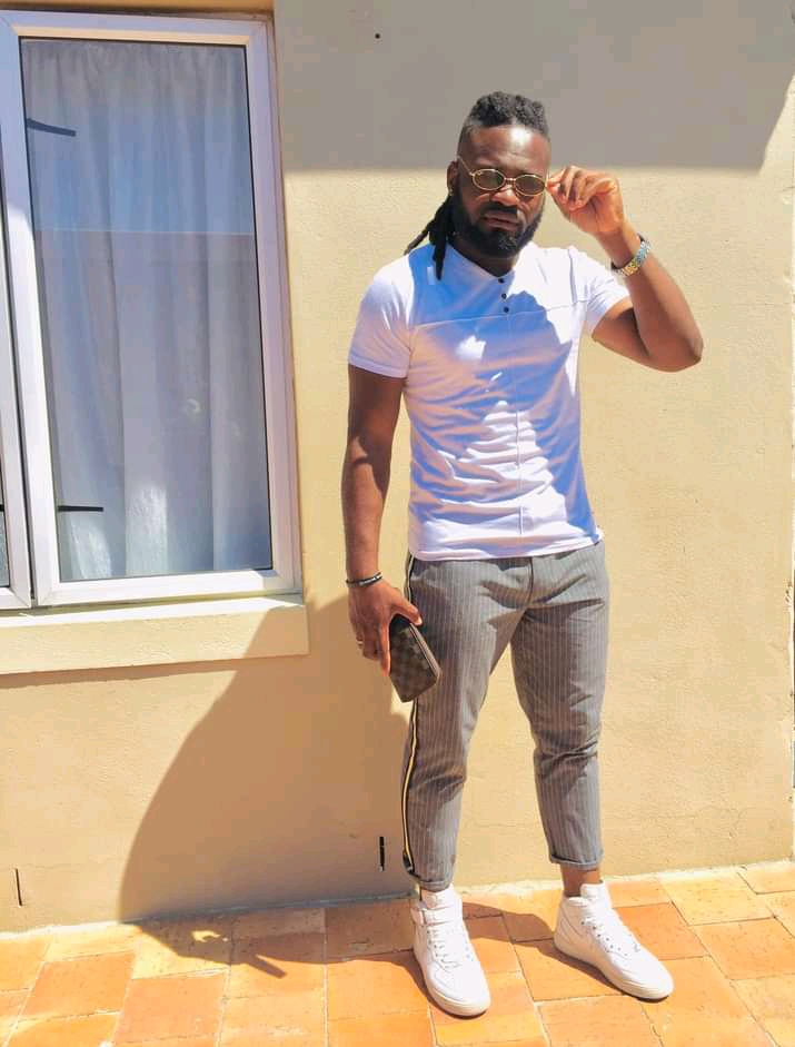 biography of Luie V, Luie V biography, Luie V Age, Luie V Date Of Birth, Luie V State Of Origin, Luie V Net Worth, Luie V Songs, Luie Phone Number, Luie V Pictures Mc Rugby Coach, Twinzspin, Bravo Le Rovx, AngaZz, Lorenzo, Veroni, Marco no Mlungu, Ikamva