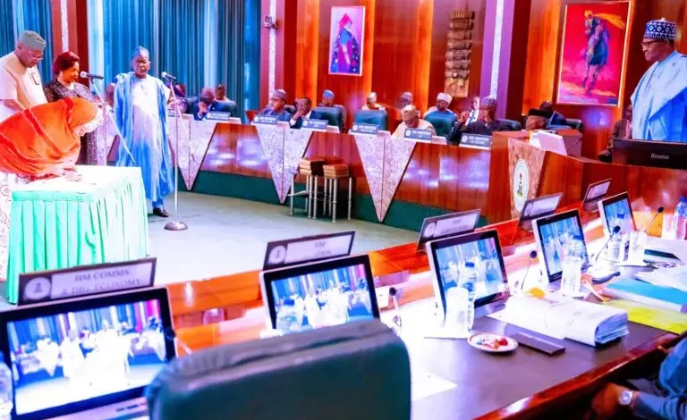 Buhari Swears In Reappointed ICPC Board Members